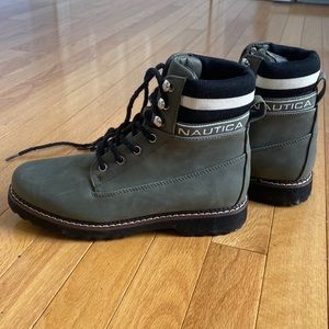 NWOT Woman’s Nautica Boots
